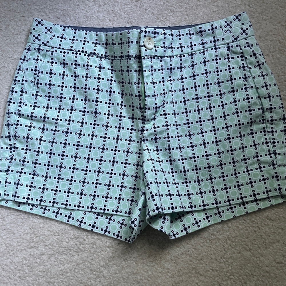 Banana Republic Green Patterned Women's Shorts size 0